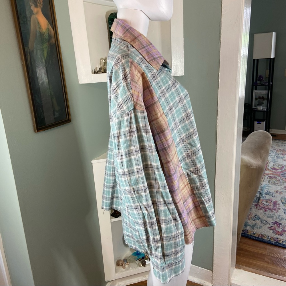 Colorful Patchwork Colorful Flannel Plaid Shirt Raw Hem Cropped Volup 2X - Picture 7 of 11